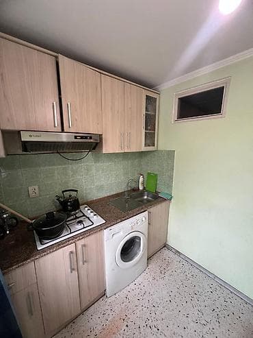 двух комнатная кв: 1 комната, 42 м², 104 серия, 5 этаж, Косметический ремонт — 3