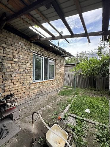 Үйлөр: Продаётся кирпичный дом с участком 3,5 сотки 📍 ул. Тоголок Молдо — 2