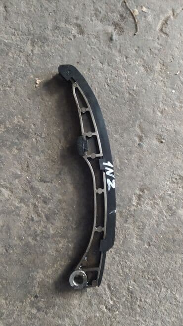 сколько стоят электронные часы: Toyota Vitz успокоитель цепи, Тойота Витц башмак натяжителя — 1