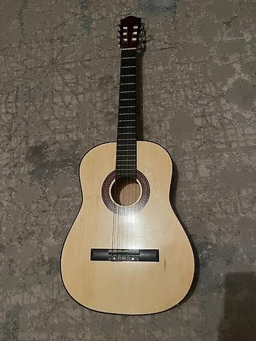 гитара с40: Классическая акустическая гитара 4/4 - Тип: классическая (нило́новые — 1