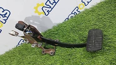 Subaru Outback 2010 год, v-3.6, педаль тормоза