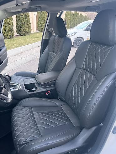 suba: Чехлы Кожаные, цвет - Черный, Subaru, Новый, Самовывоз — 1