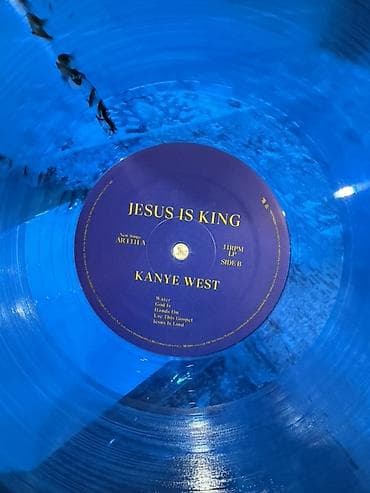 travis scot: Виниловая пластинка Kanye West – “Jesus Is King” — 4