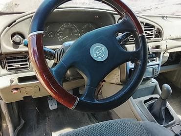 купить mitsubishi pajero mini: Ssangyong Musso: 1995 г., 2.9 л, Механика, Дизель, Внедорожник — 7