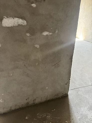 черновая: Продаётся помещение под квартиру/офис в черновой отделке. - — 5