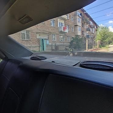 Транспорт: Mercedes-Benz W124: 1991 г., Кол менен иштөөчү, Седан — 7