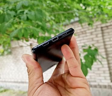 xperia 1: Sony Xperia 10, Б/у, 128 ГБ, цвет - Черный, 1 SIM, 2 SIM — 2