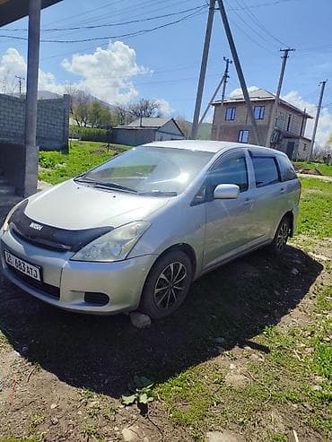 golf b4: Toyota WISH: 2003 г., 1.8 л, Автомат, Минивэн — 2