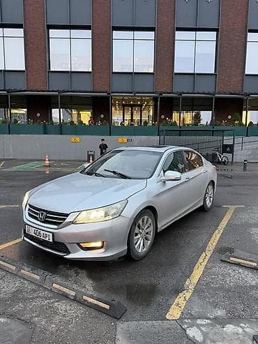Транспорт: Honda Accord: 2015 г., 2.4 л, Вариатор, Бензин, Седан — 6