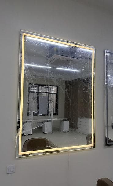 зеркало с подсветкой в ванную: Продается зеркала и колор зона для салона красоты Комплект стильной — 3