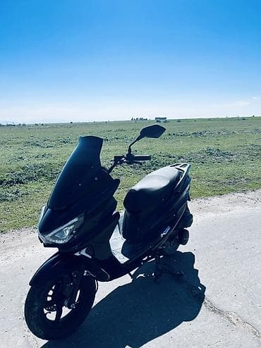 skoda rapid: Макси-скутер 150 куб. см, Бензин, Б/у — 3