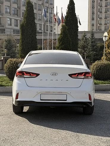бизнем: Hyundai Sonata: 2021 г., 2 л, Автомат, Газ, Седан — 3