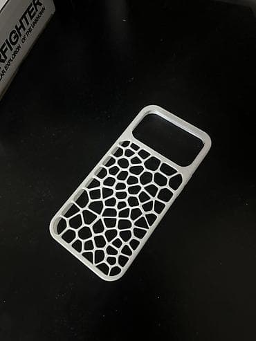 чехол айфон 17 pro: Чехол на IPhone 17 PM Напечатанный на 3D принтере, пластик-пластмасс — 1