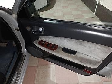 электро ли: Nissan Cefiro: 1997 г., 2 л, Автомат, Бензин, Седан — 8