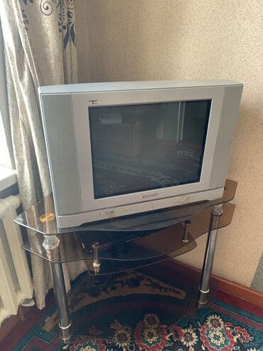 куплю домашний телефон: Продам старый телевизор и тумбочку к нему. Телевизор рабочий. Тумбочка — 1