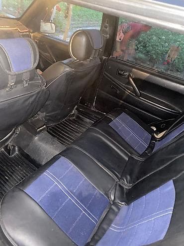 Volkswagen Passat B3 Variant (универсал) - Кузов: универсал, 5 — 5