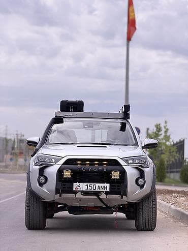 sprinter 4 4: Toyota 4Runner: 2020 г., 4 л, Автомат, Бензин, Внедорожник — 2