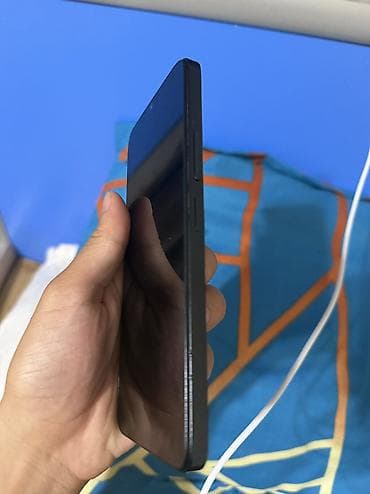 ми 7: Redmi, Redmi 13C, Б/у, 128 ГБ, цвет - Черный, 2 SIM — 6