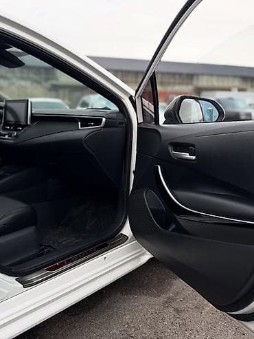 levin: Toyota Corolla: 2021 г., 1.8 л, Автомат, Гибрид, Седан — 9