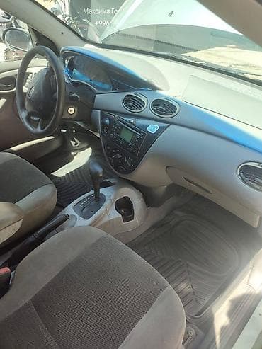 меняю на малолитрашку: Ford Focus: 2003 г., 2 л, Автомат, Бензин, Седан — 3