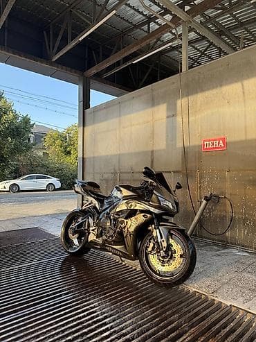 Мототехника: Спортбайк Honda, 600 куб. см, Бензин, Взрослый, Б/у — 1