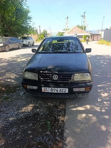 bestune nat: Volkswagen Vento: 1992 г., Седан — 2