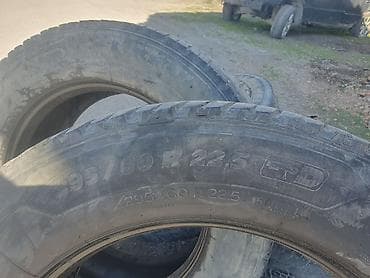 corolla runx: Шины 295 / 60 / R 22,5, Всесезонная, Грузовики/Автобусы, Michelin — 4