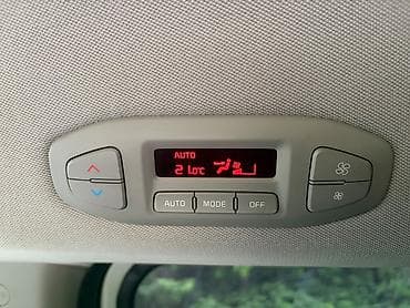 огни: Kia Carnival: 2018 г., Минивэн — 2