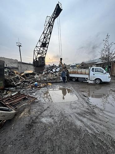 гранулы пластика: Скупка чёрный металл, шивелер, уголник, труба, рельса, арматура — 1