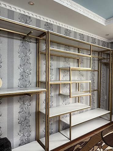 Бизнес үчүн жабдуулар: Продаю стеллажи для магазина одежды Состояние и качество очень — 6