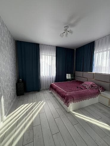 обжития: Продается двухэтажный кирпичный дом с участком и капитальным забором — 2