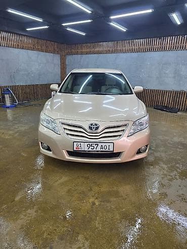 Toyota Camry: 2010 г., 2.5 л, Автомат, Бензин, Седан at lalafo.kg Toyota Camry: 2010 г., 2.5 л, Автомат, Бензин, Седан