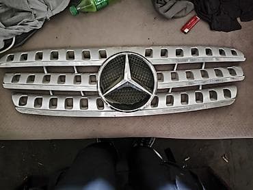 mersedes 203: Передняя решетка радиатора для Mercedes-Benz. - Тип: решетка — 1