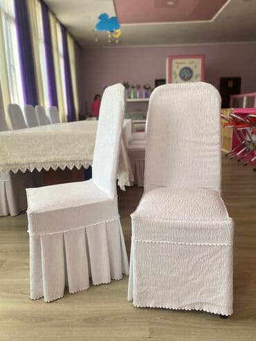 продаются бу стулья: Продаём белые чехлы на стулья! В наличии 100 штук . Продаём от 5 штук — 1