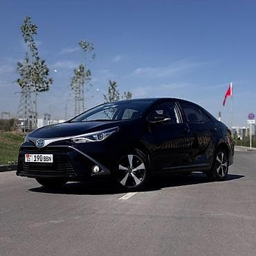 срочное: Toyota Levin: 2020 г., Автомат, Электромобиль, Седан — 2