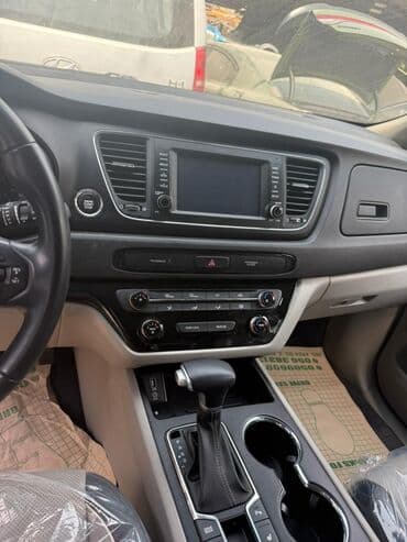 mondeo: Kia Carnival: 2019 г., 3.3 л, Автомат, Бензин, Минивэн — 3