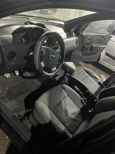 шевролет авео: Chevrolet Aveo: 2007 г., 1.2 л, Механика, Бензин, Хэтчбэк — 8