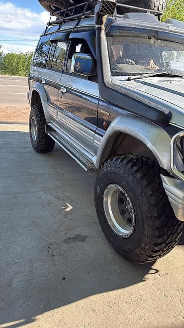 nissan cefiro: Mitsubishi Pajero: 1996 г., 2.2 л, Автомат, Дизель, Внедорожник — 5