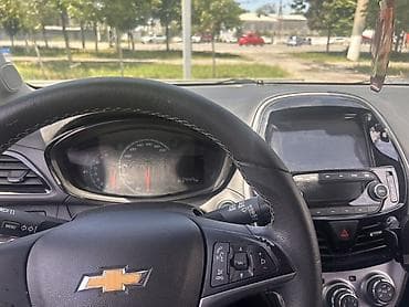 hyundai getz 2008: Chevrolet Spark: 2017 г., 1 л, Автомат, Бензин, Хэтчбэк — 2