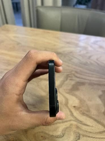 apple studio display: IPhone 15, Б/у, 128 ГБ, Черный, Кабель, 77 % — 6