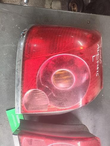 задний стоп тойота авенсис: Задние фонари Toyota Avensis (T25), 2003–2006 - Пара штатных задних — 2