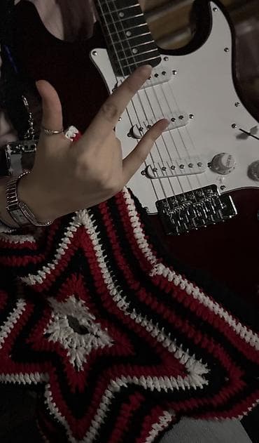 forward apache: Электрогитара стартового типа (формат Strat) в комплекте — 1