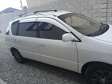 Унаа: Toyota Ipsum: 2001 г., 2 л, Автомат, Бензин, Вэн/Минивэн — 8