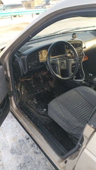 бишкек продажа авто: Volkswagen Passat: 1989 г., 1.8 л, Механика, Бензин, Универсал — 4