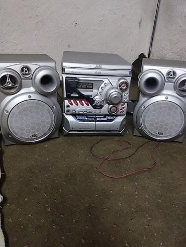 Усилители звука: Музыкальный центр JVC с акустикой Комплект: - Головное устройство JVC — 2