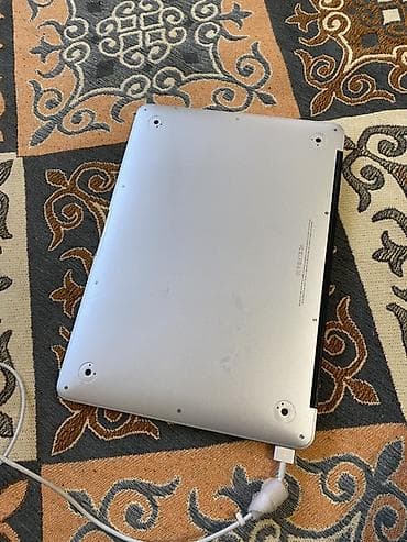 Компьютеры, ноутбуки и планшеты: Apple MacBook Air 13" Характеристики Диагональ экрана 13 Клавиатура — 6