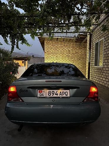 ролер: Ford Focus: 2001 г., 1.8 л, Механика, Бензин, Седан — 2