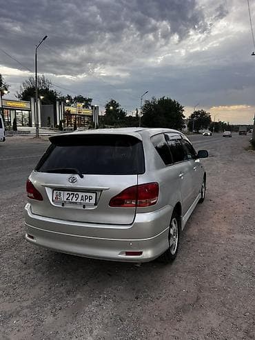 bcd com: Toyota Ipsum: 2001 г., Универсал — 2