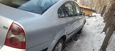 Унаа сатуу: Volkswagen Passat: 2002 г., 2 л, Кол менен иштөөчү, Бензин, Седан — 1