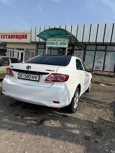 volvo ref: Toyota Corolla: 2013 г., 1.6 л, Автомат, Бензин, Седан — 5
